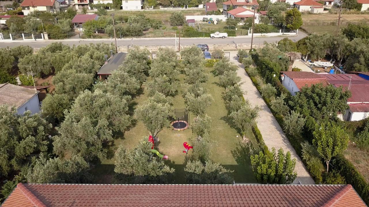 Gaia Studios & Apartments Неа-Плайя Экстерьер фото